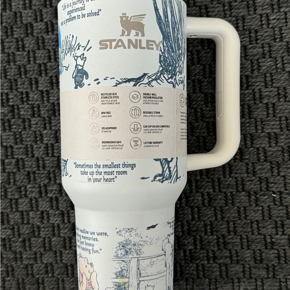 Stanley Winnie the Pooh tumbler 40 oz - Picture 1 of 3